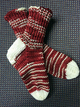 Load image into Gallery viewer, Baby Sock Pattern