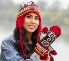 Load image into Gallery viewer, A model wearing Rosalind Hat &amp; Mittens
